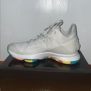 LeBron Witness 4 EP 'White Multi Camo'